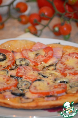 Рецепт Пицца с ветчиной и грибами в мультиварке