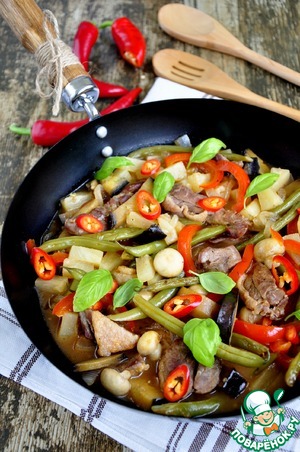 Рецепт Соус с уткой и овощами в сковороде к пасте или рису