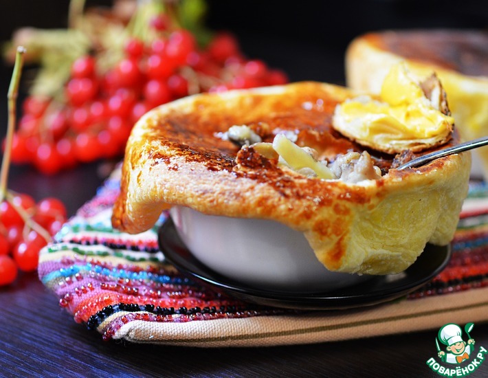 Пай с курицей. Грибной Пай. Суппорт Пай с курицей. Fish and Mushroom pie.