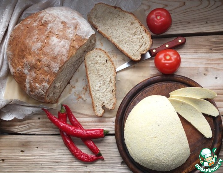 Рецепт: Сыр по-словацки и хлеб на сыворотке