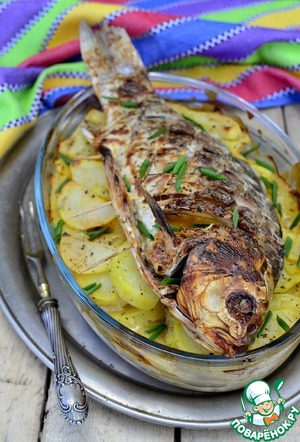 Рецепт Рыба с картофелем, запеченные под соусом