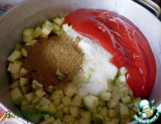 Лечо из кабачков и перцев с томатной пастой