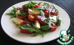 Рецепт Салат с жареным арбузом, брынзой, помидорами