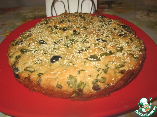 Лучший рецепт киприотов: вкусный пирог с маслинами и ароматной зеленью