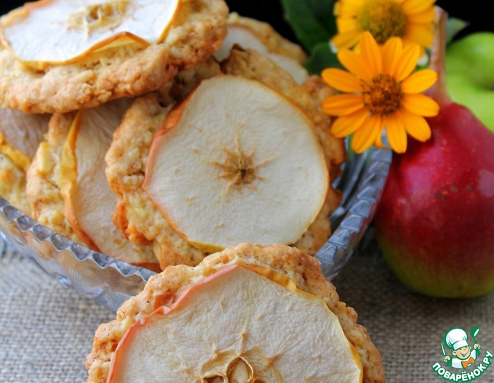 Рецепт: Овсяное печенье с яблоком и грушей