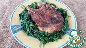 Рецепт Свиные стейки со шпинатом