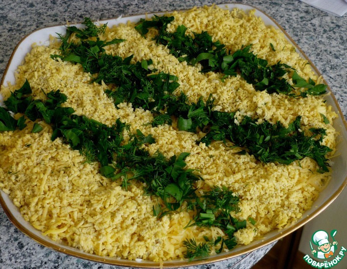 Рецепт: Салат слоеный с ветчиной и сыром