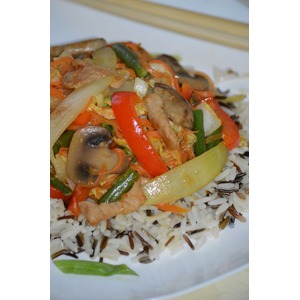 ���-����