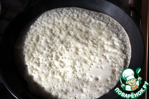 Блины на сметане тонкие с дырочками: рецепт на любой вкус