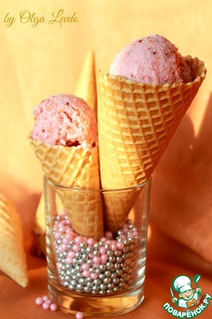 Рецепт Домашнее йогуртовое мороженое с клубникой и киноа