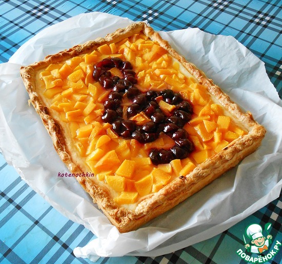 Творожный пирог с черешней