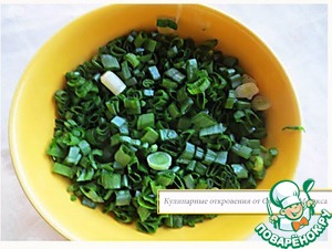 Слоеные лепешки с зеленым луком - Рецепт с пошаговыми фотографиями - Ням.ру