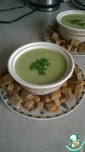 Рецепт Суп-пюре из брокколи с домашними сухариками