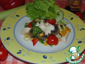 Рецепт Салат из курицы с шампиньонами и овощами