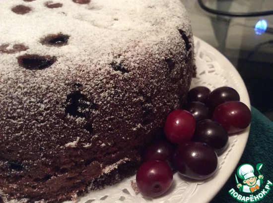 Шоколадный пирог с вишней в мультиварке_фото 1