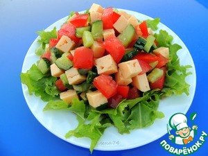 Рецепт Овощной салат с сыром и соевым соусом