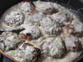 Мини-котлетки в сырно-сливочном соусе по рецепту masha vet https://www.povarenok.ru/recipes/show/107041/