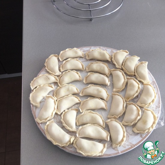 Тесто для вареников на сметане