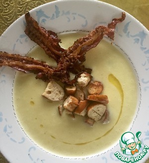 Рецепт Картофельный суп-пюре с крутонами и беконом