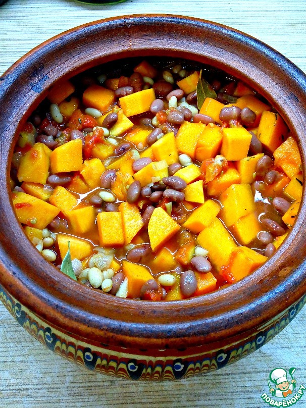 Свинина тушеная с белой фасолью. Овощное рагу. Фасоль с тыквой. Яили с тыквойи фасолью. Салат с тыквой и нутом.