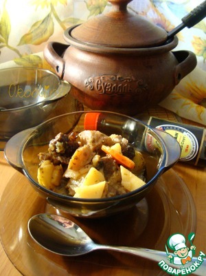 Рецепт Свинина, тушённая с айвой и овощами