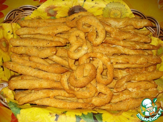 Чесночно-сырное печенье.