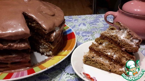 Трухлявый пень с бисквитными коржами