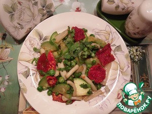 Рецепт Теплый салат с кальмарами и кабачком