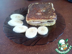 Рецепт Сэндвич с шоколадной пастой и бананом