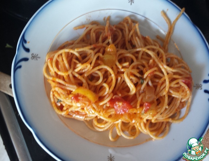 Паста с красным перцем и помидорами | Рецепты Кухни
