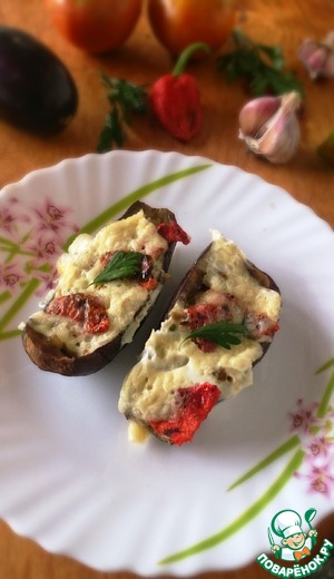 Рецепт Баклажаны, фаршированные вялеными помидорами и сыром