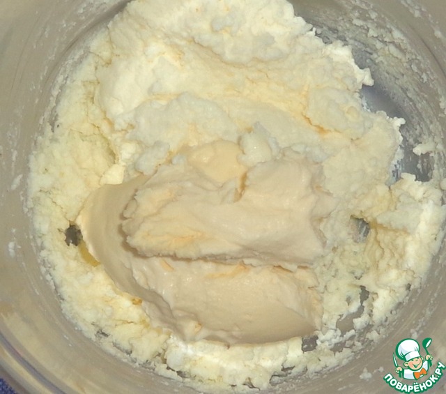 жидкий творог фото. жидкий творог что добавить. творог жидкий колбаской. жидкий творог что добавить. мягкий творог жирный.