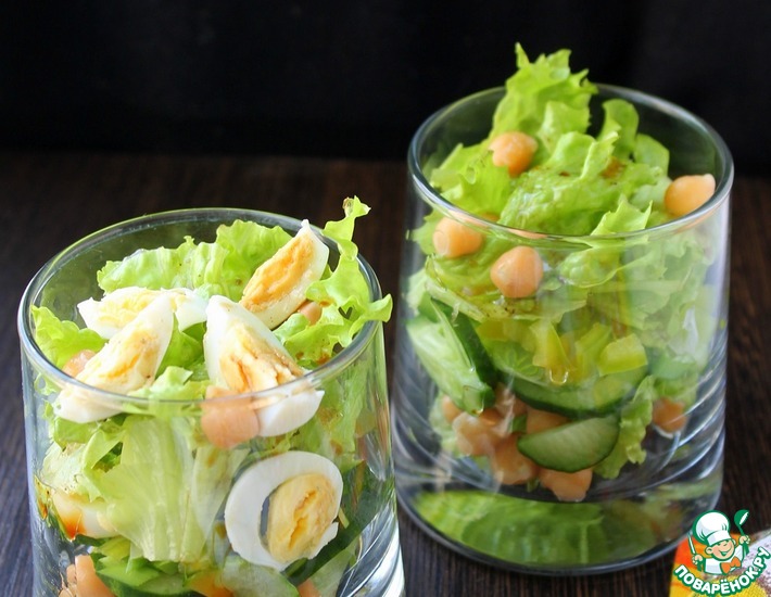 Рецепт: Салат с нутом Зелёненький