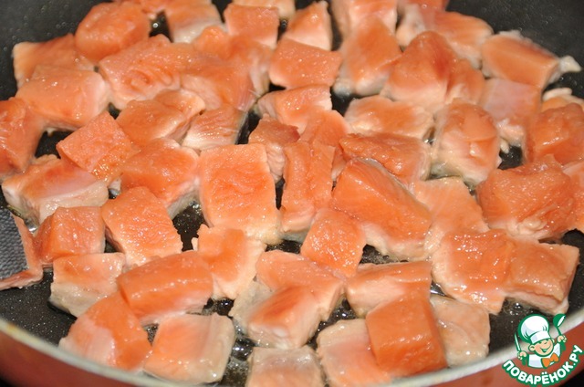 Салаты с красной рыбой: 20 вкусных рецептов приготовления