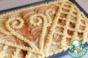 Пирог с яблоками из дрожжевого теста - пошаговый рецепт с фото на Повар.ру