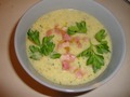 Крем-суп из порея с горчицей и беконом.