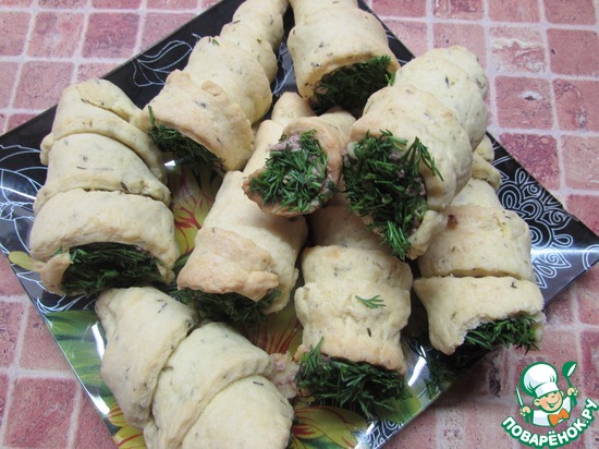 Закусочные "елочки" с начинкой из консервированного тунца по рецепту diana1616 https://www.povarenok.ru/recipes/show/81872/