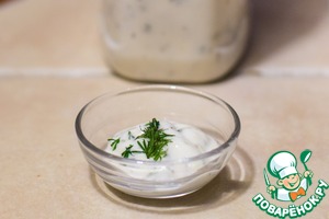 Mayonnaise with garlic, cucumber and ginger
