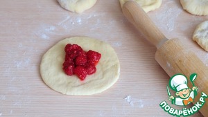 Пирожки с малиной в духовке - рецепт с фото на Повар.ру