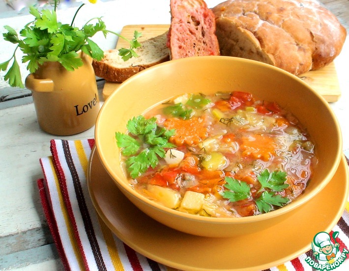Рецепт: Овощной суп с томатно-чесночными гренками