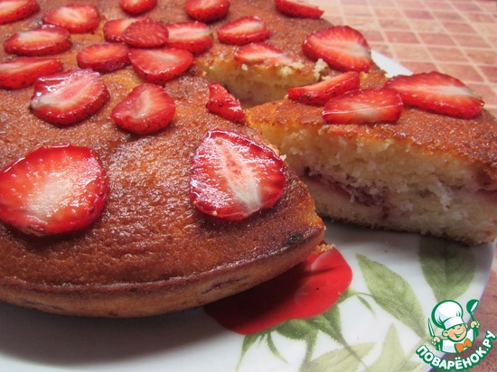 Манник с клубникой на кефире по рецепту Шахзода https://www.povarenok.ru/recipes/show/65752/