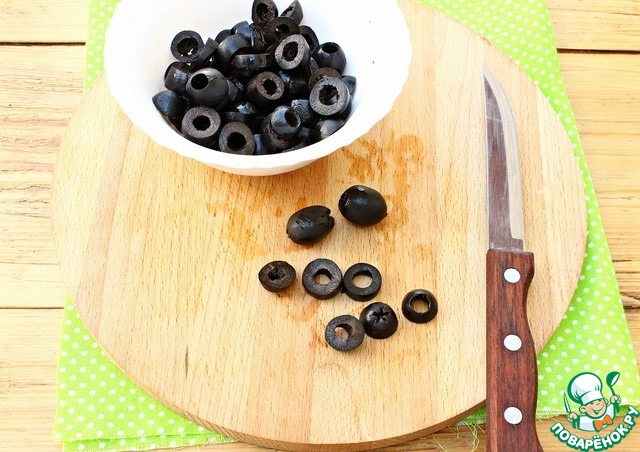 маслины нарезанные. оливки нарезанные. маслины нарезанные. оливки порезанные. оливки нарезанные.