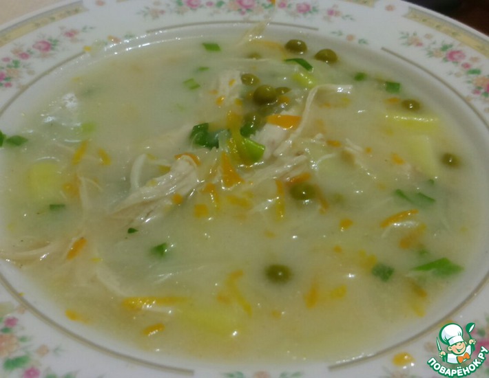 Рецепт: Сырный суп с зеленым горошком