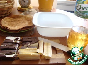 Блинчики с плавленным сыром и чесноком - 10 пошаговых фото в рецепте