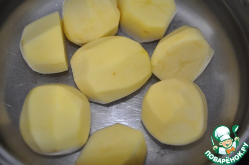 Почему картофель чернеет после варки. Можно ли его есть?