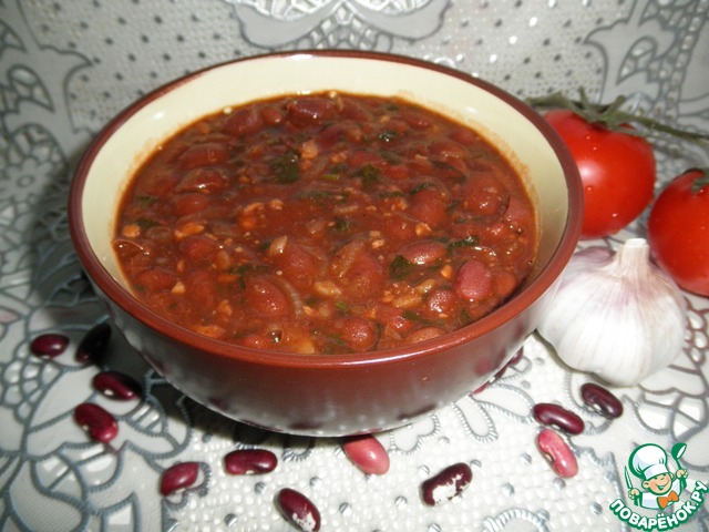 Лобио по грузински с томатной пастой. Лобио суп. Лобио из красной фасоли. Суп лобио из красной фасоли. Лобио в горшочке.