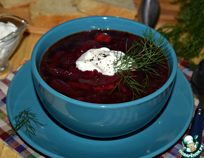 Рецепт: Суп из запеченной свеклы Красный