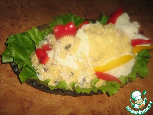 Рецепт Куриный салат с ананасами капустой «Петушок»