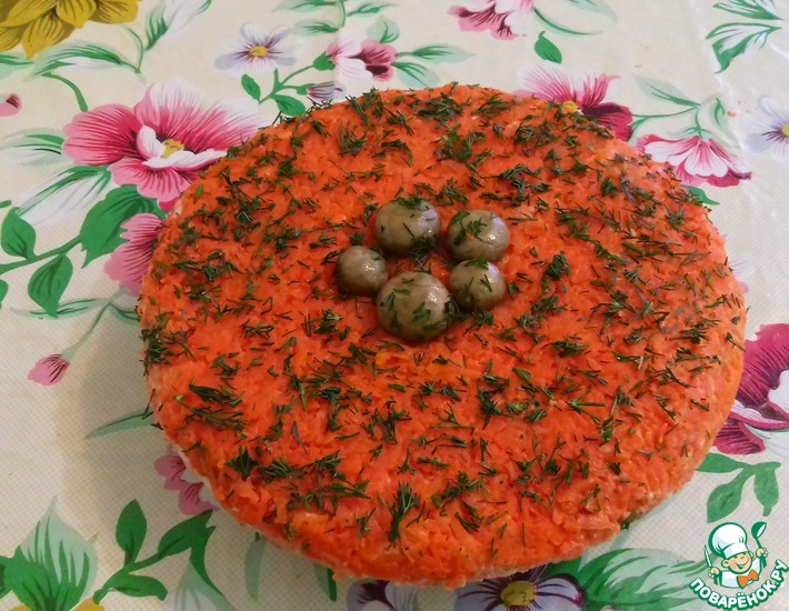 Рецепт: Cлоеный салат с грибами Лисичка