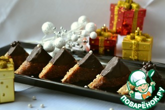 Рецепт: Новогоднее пирожное Ореховые треугольники